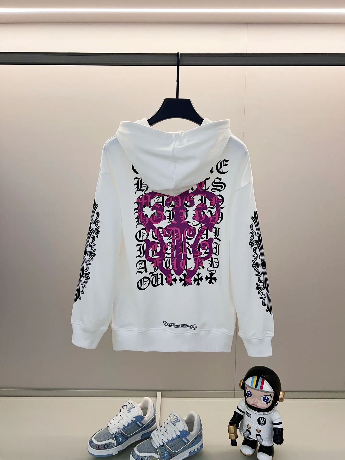 🅿️290 chrome hearts/Chrome Hearts 420g pure cotton hooded sweatshirt Classic Sanskrit hand sleeves printed front and back cross ✝️LOGO logo Official synchronization 1:1 original mold opening Fashion personality Versatile trend Pure original quality Original washed fabric Hang tag Collar label Washed wheat Complete three standards Color: Black. White. Size: XS-L